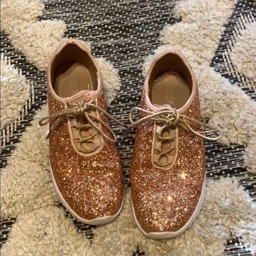 Rose gold sparkle runners